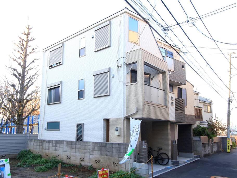 New Building Shinjuku Area Town House Pousada Tóquio